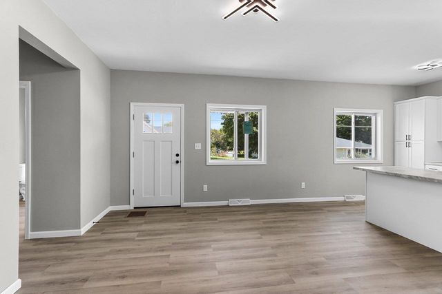 119 MCKINLEY STREET, Kaukauna, WI 54130