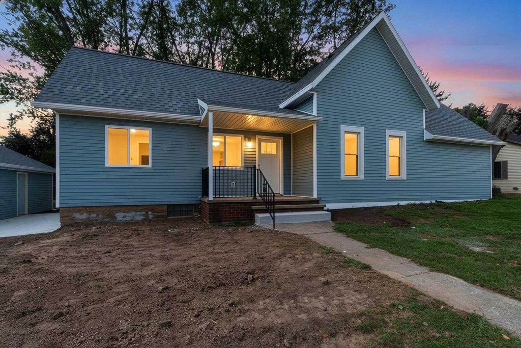 119 MCKINLEY STREET, Kaukauna, WI 54130