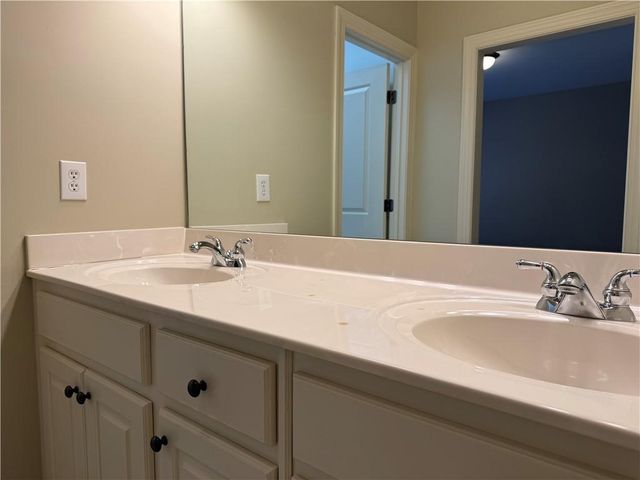 1641 Ridenour Parkway NW, Kennesaw, GA 30152