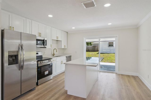 2715 TIMBERLAKE AVENUE, Deltona, FL 32725