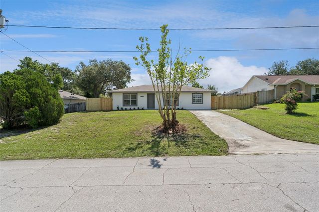 2715 TIMBERLAKE AVENUE, Deltona, FL 32725