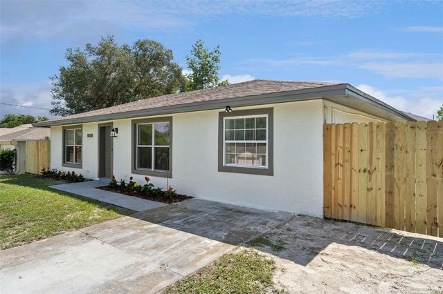 2715 TIMBERLAKE AVENUE, Deltona, FL 32725