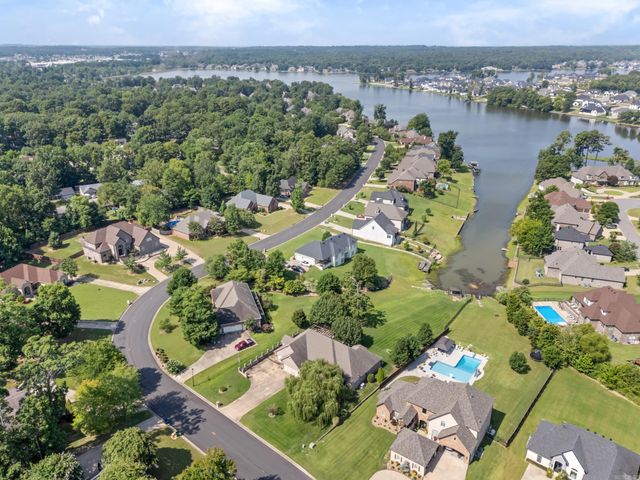 7225 E Worth Ave, Benton, AR 72019