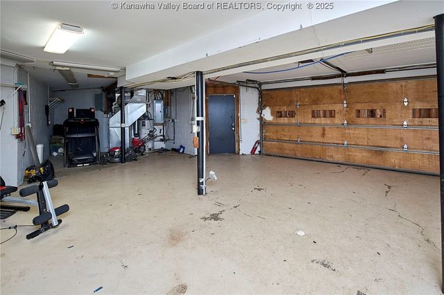 328 McKinley Avenue, Charleston, WV 25314