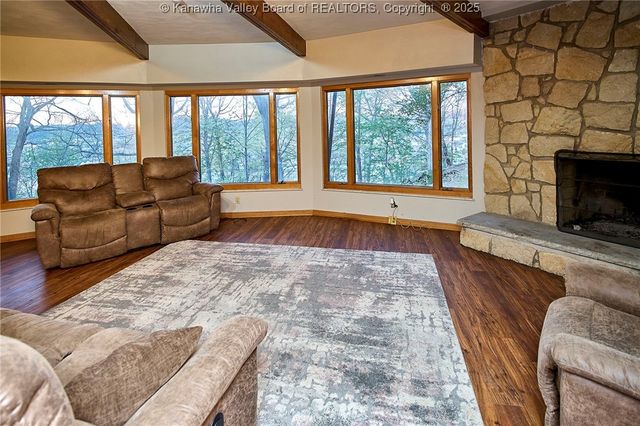 328 McKinley Avenue, Charleston, WV 25314