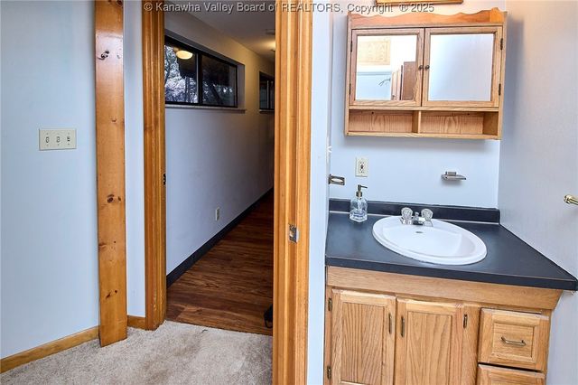 328 McKinley Avenue, Charleston, WV 25314