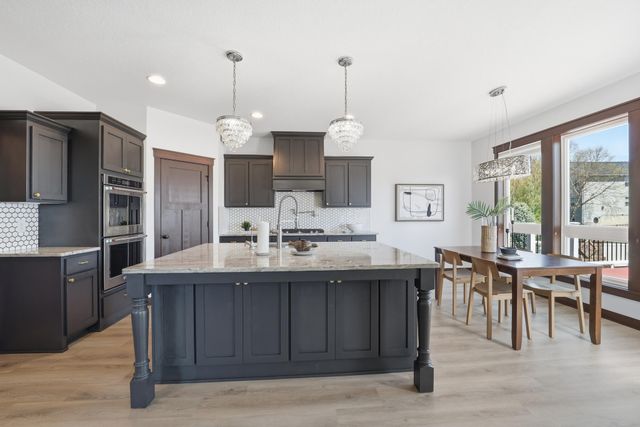 1683 Saint George Street, Waconia, MN 55387