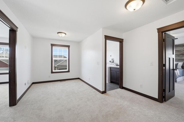 1683 Saint George Street, Waconia, MN 55387