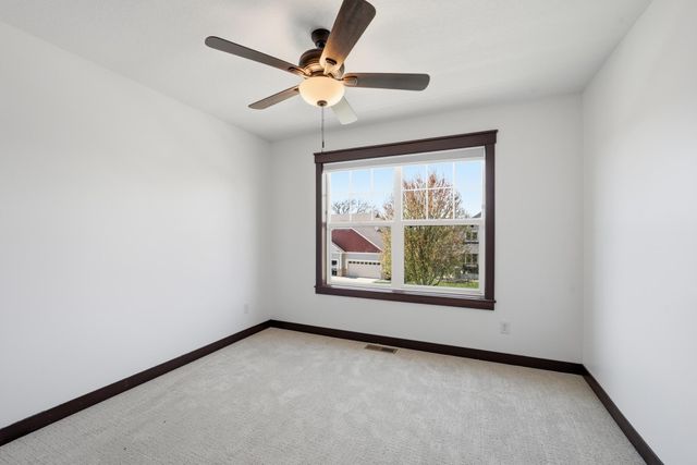 1683 Saint George Street, Waconia, MN 55387
