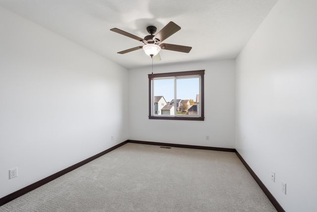 1683 Saint George Street, Waconia, MN 55387