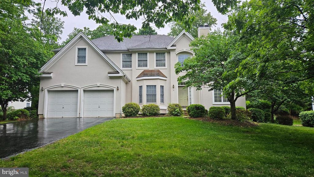 5 JUPITER HILLS CT, Skillman, NJ 08558