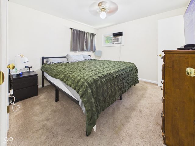 262 E 600 N, Alexandria, IN 46001