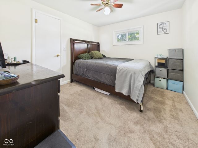 262 E 600 N, Alexandria, IN 46001