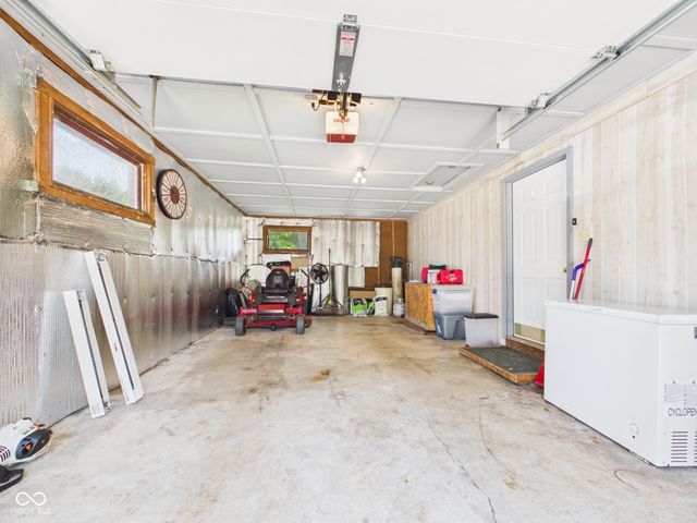 262 E 600 N, Alexandria, IN 46001