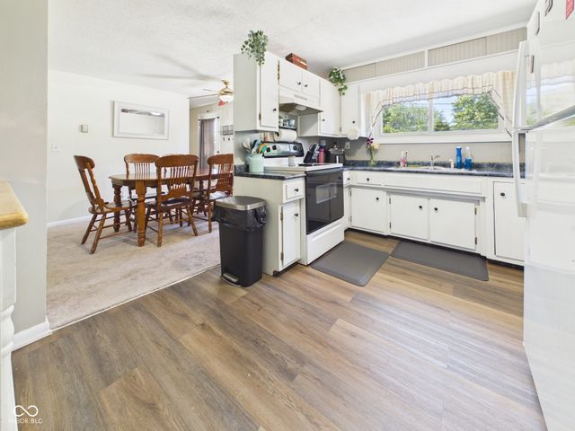 262 E 600 N, Alexandria, IN 46001