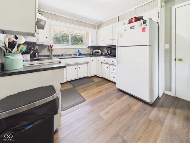 262 E 600 N, Alexandria, IN 46001