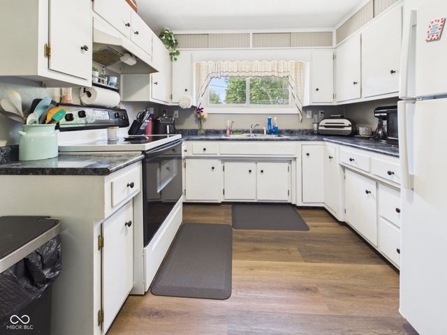 262 E 600 N, Alexandria, IN 46001