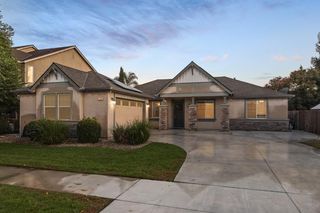 1486 Azalea Street, Kingsburg, CA 93631