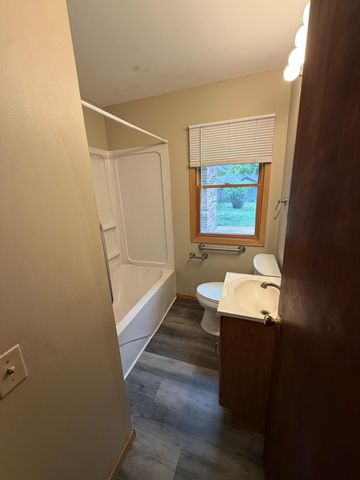 9548 4th Avenue S, Bloomington, MN 55420