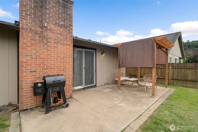 118 Janice Avenue, Longview, WA 98632