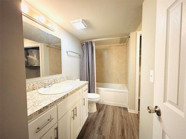6108 Abrams Road 202, Dallas, TX 75231