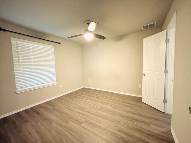 6108 Abrams Road 202, Dallas, TX 75231