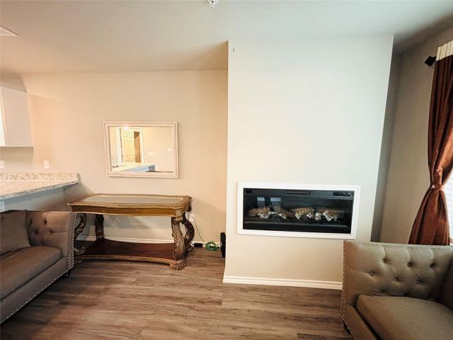6108 Abrams Road 202, Dallas, TX 75231