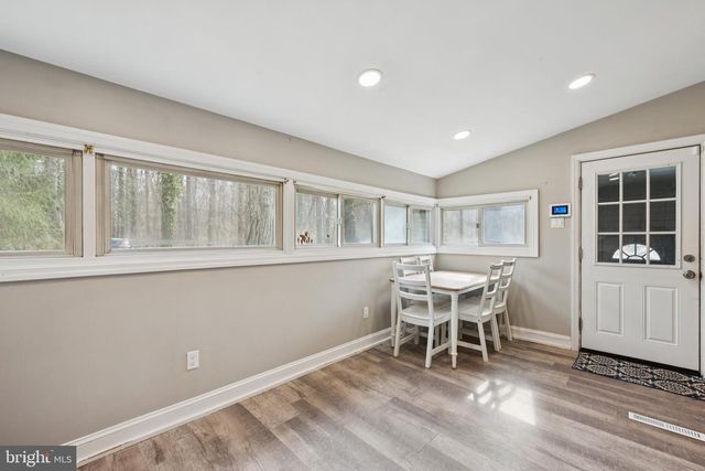 4 CREEK LN, Mount Holly, NJ 08060