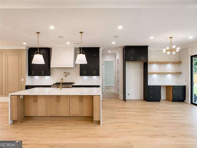 4776 Braselton Highway, Hoschton, GA 30548