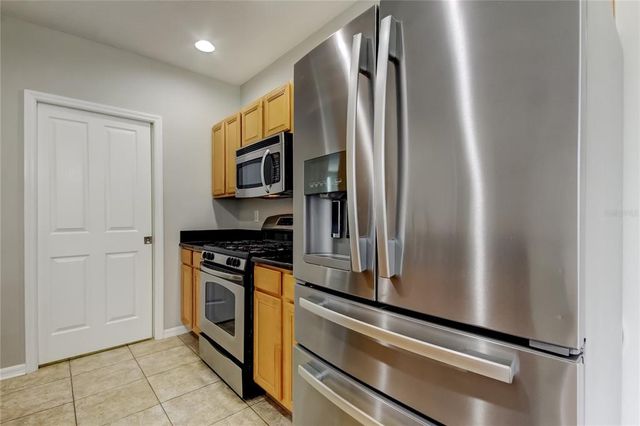 10012 TATE LANE, Tampa, FL 33626