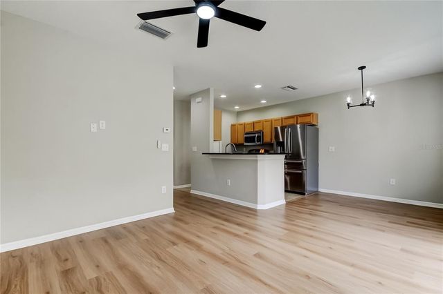 10012 TATE LANE, Tampa, FL 33626