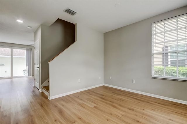 10012 TATE LANE, Tampa, FL 33626