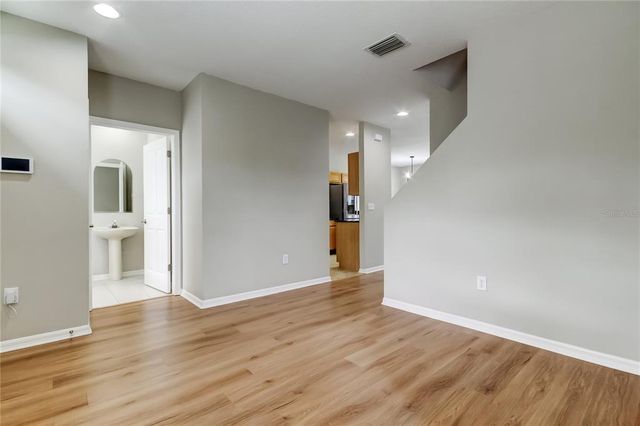 10012 TATE LANE, Tampa, FL 33626