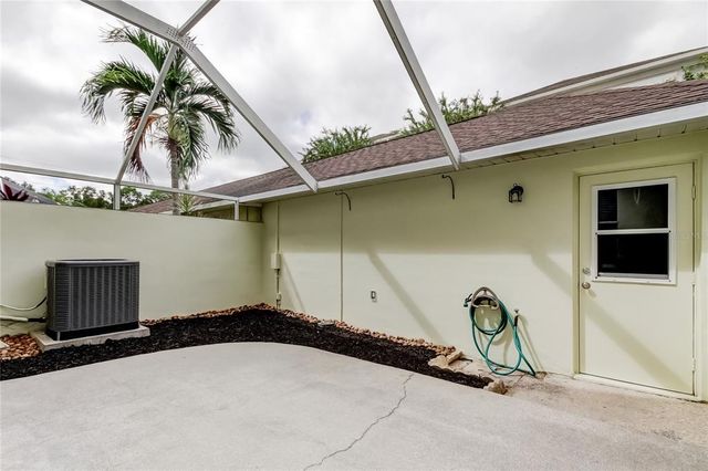10012 TATE LANE, Tampa, FL 33626