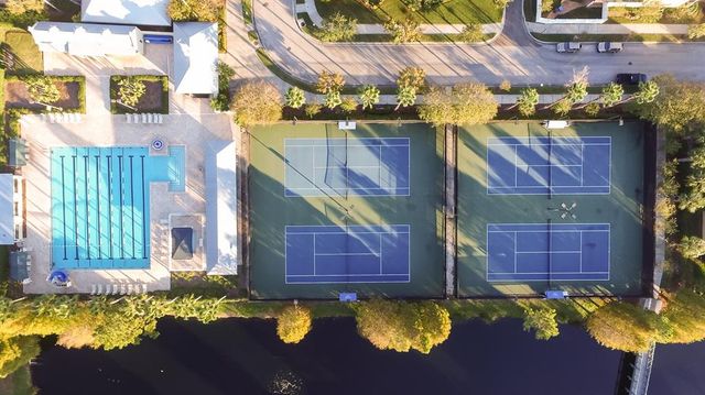 10012 TATE LANE, Tampa, FL 33626