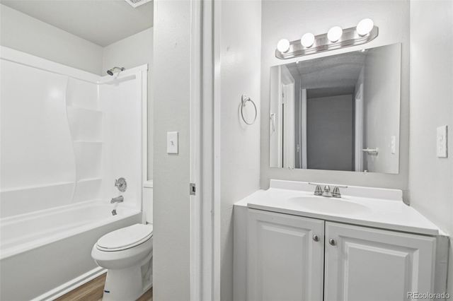 904 Excalibur Street, Lafayette, CO 80026