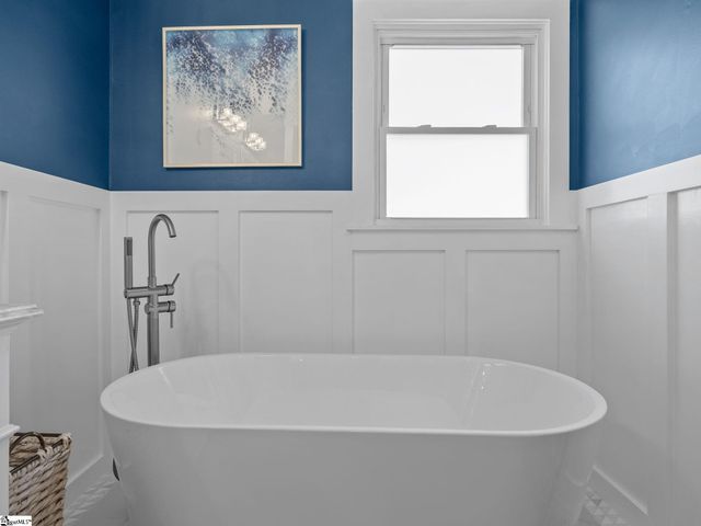 409 Lyman Lake Road, Lyman, SC 29365