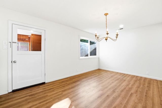 9536 Park Ave, Newcastle, CA 95658