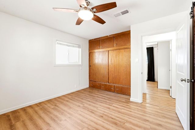 9536 Park Ave, Newcastle, CA 95658