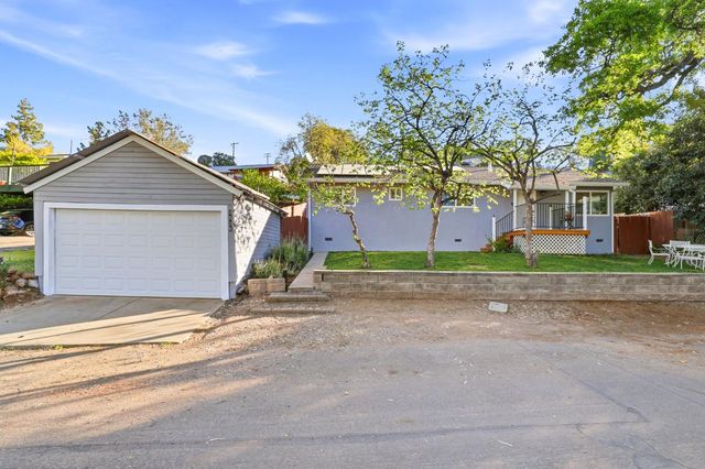 9536 Park Ave, Newcastle, CA 95658