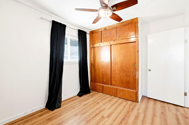 9536 Park Ave, Newcastle, CA 95658