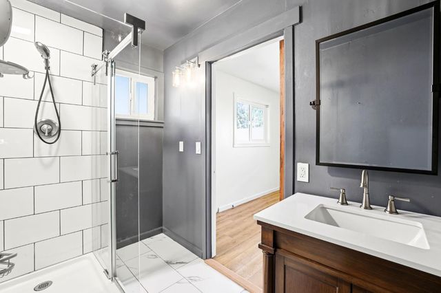 9536 Park Ave, Newcastle, CA 95658