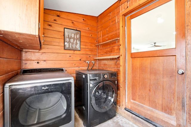 9536 Park Ave, Newcastle, CA 95658