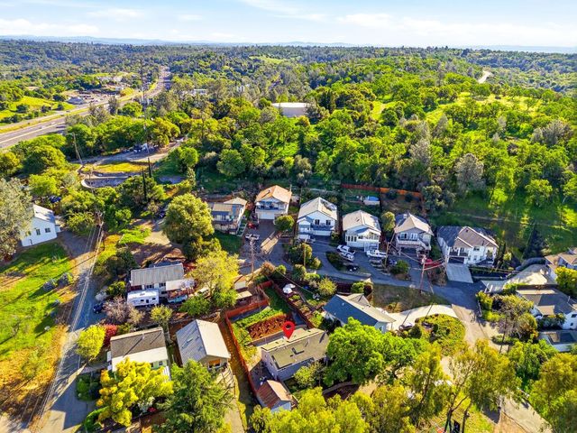 9536 Park Ave, Newcastle, CA 95658