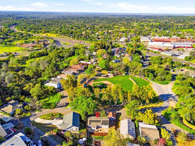 9536 Park Ave, Newcastle, CA 95658