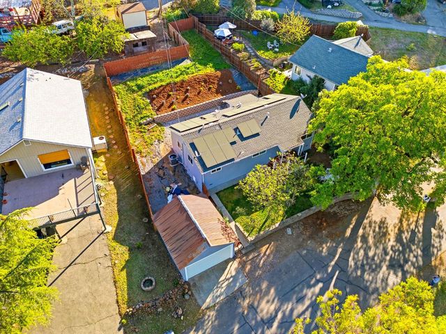 9536 Park Ave, Newcastle, CA 95658