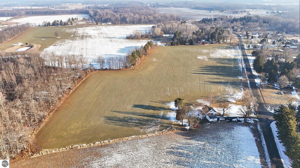 Image 12 of property listing at V/L E Round Lake Road, Dewitt, MI 48820