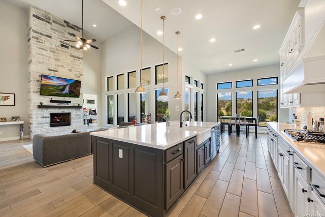 1647 Bussola, New Braunfels, TX 78132