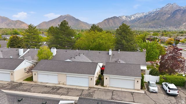 4481 S NEW VINTAGE CT, Salt Lake City, UT 84124