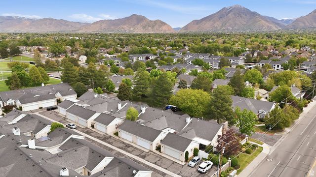 4481 S NEW VINTAGE CT, Salt Lake City, UT 84124